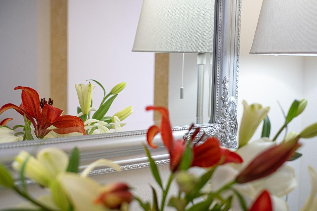 Nadiona Suites Red & Cream Corfu  Luaran gambar